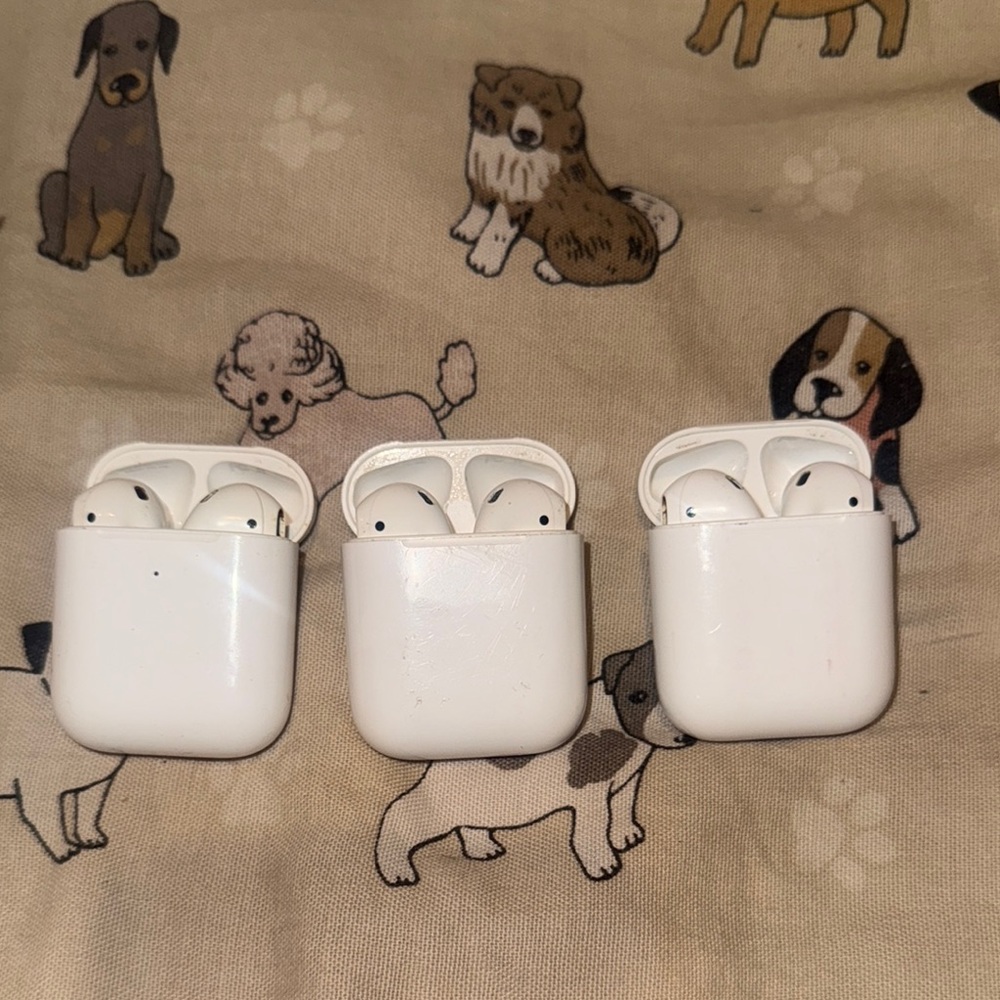 Lot of 3 Apple Air Pods